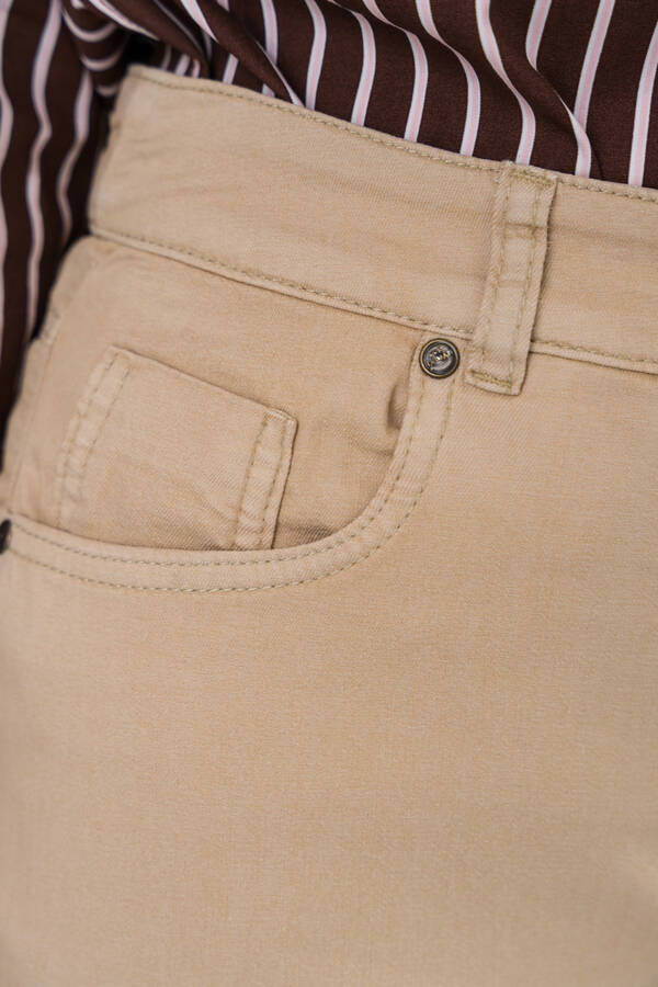 1162-Parça Boyalı Denim Pantolon Bej