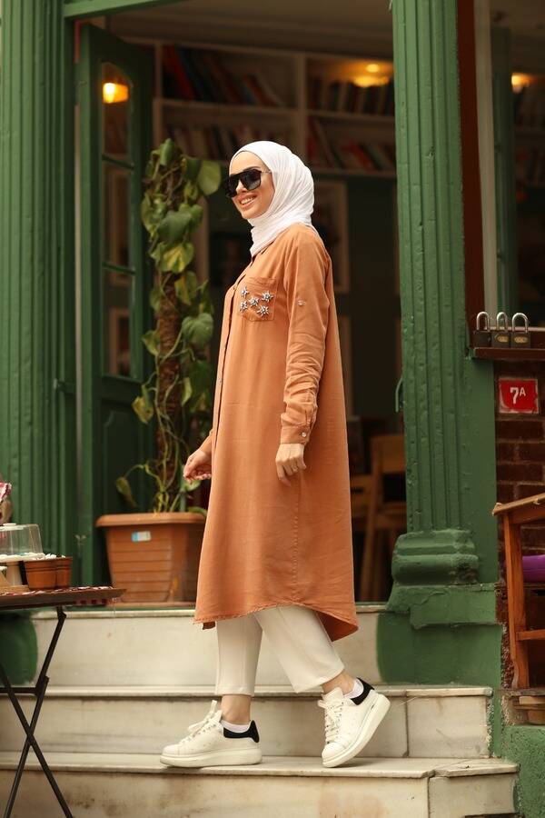 6518-Denim Parça Boya Cebi Taşlı Tunik Taba