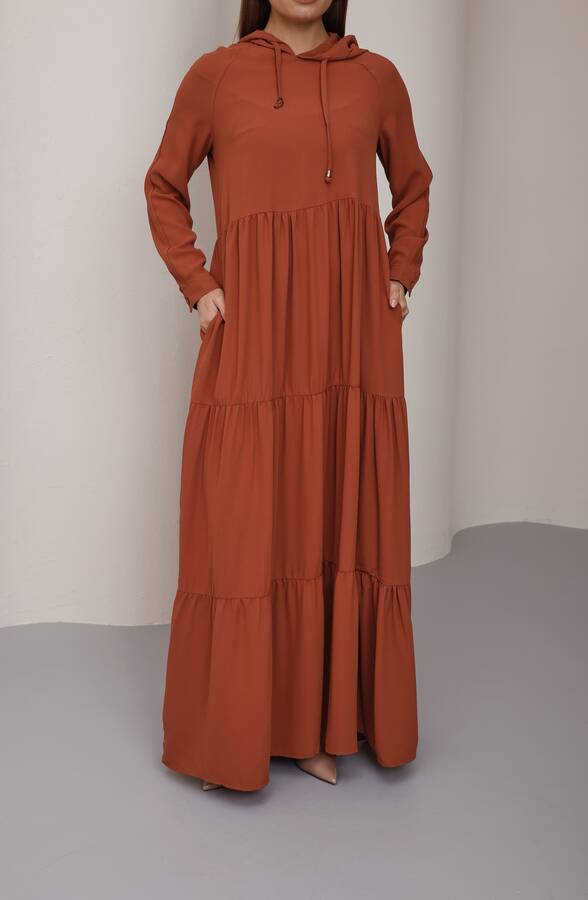 6531-Krep Kapşonlu Reglan Kollu Elbise Taba