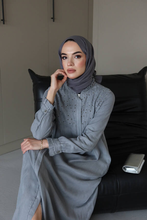 6531-Taşlı Tensel Kapşonlu Reglan Kollu Elbise Gri