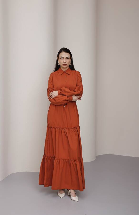 6567-Büzgülü Bağcıklı Elbise Taba