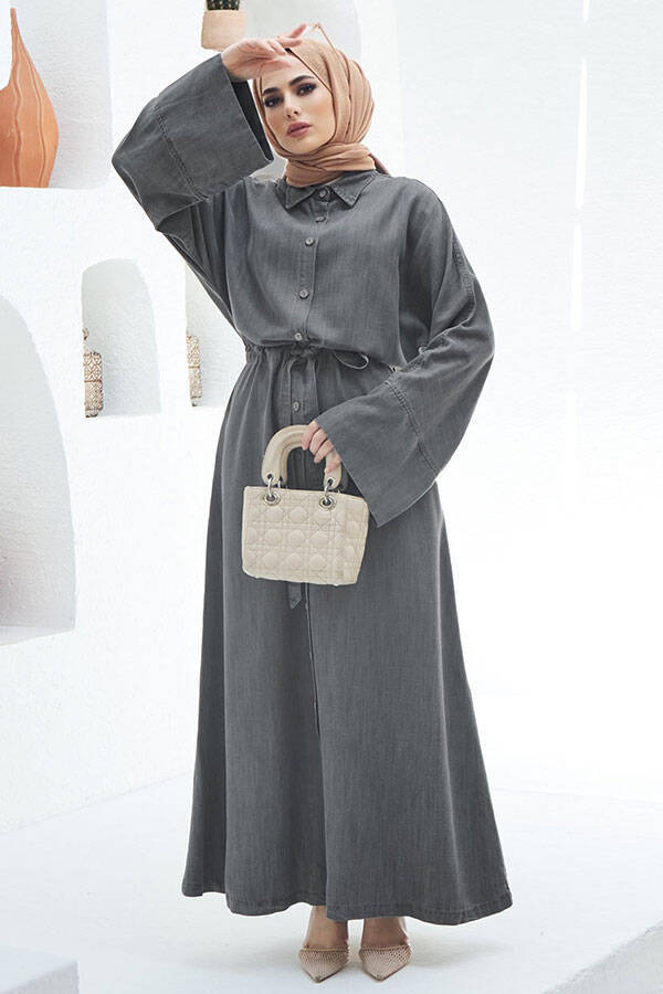 6596-Denim Düğmeli Süs Kuşaklı Abaya Gri