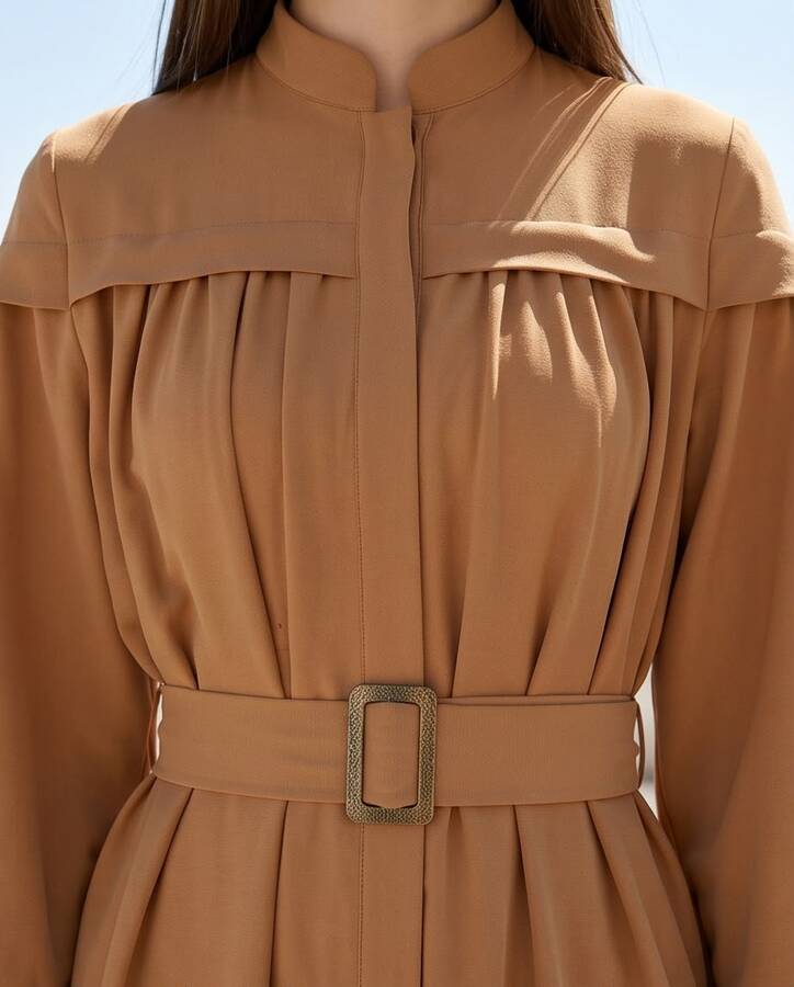 6605-Carla Büzgülü Kuşaklı Elbise Camel