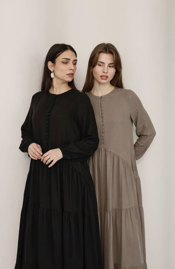 6646- Parça Boya Tensel Britli Düğmeli Büzgülü Elbise Haki